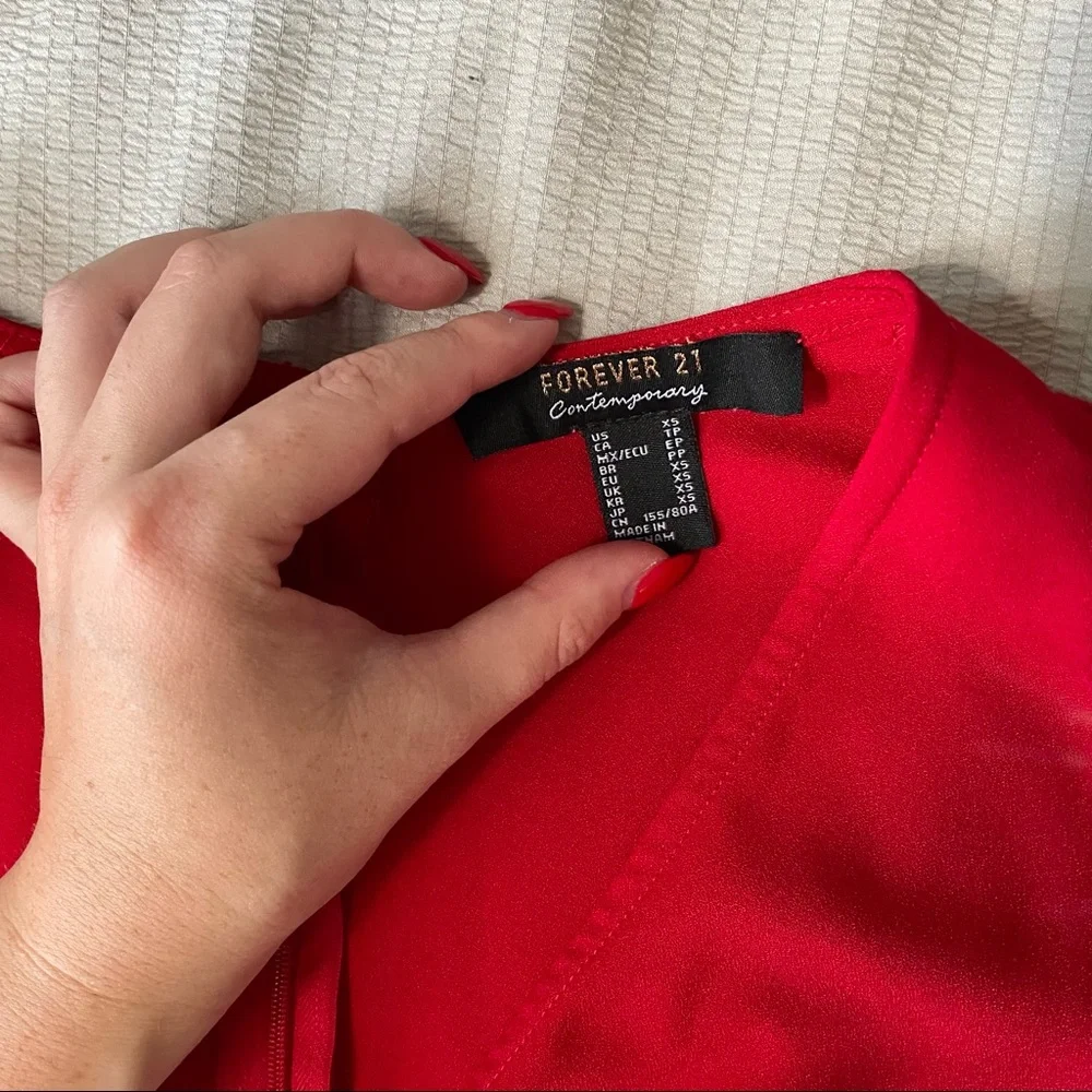 Twist Front Red Cocktail Dress - Picture 6 of 8